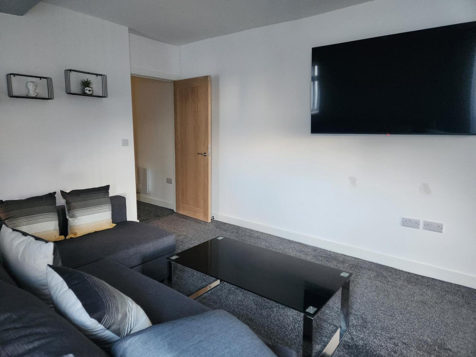 Apartment Centre With Roof Hot Tub *