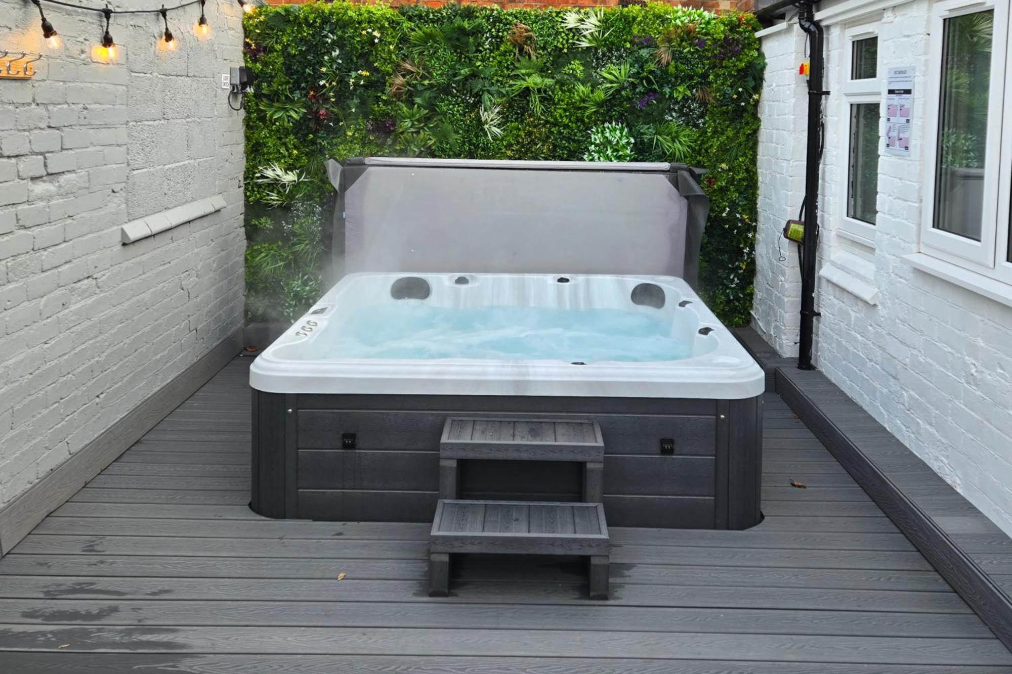 Centre With Roof Hot Tub Derby